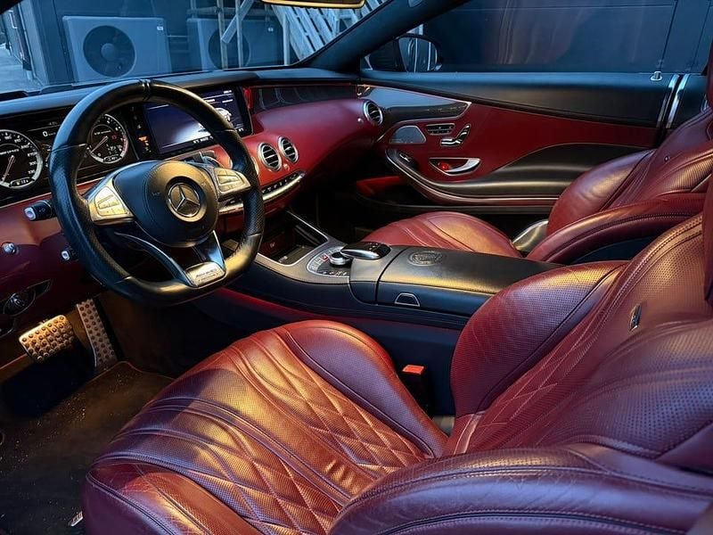 Begagnad Mercedes S63 AMG AMG 585 HK (430 kW) 2015 Designo matt grå