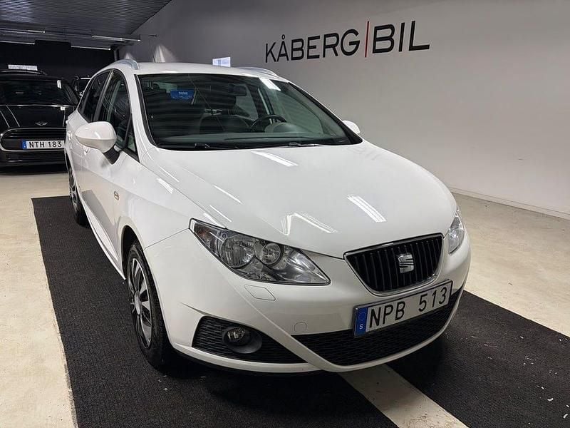 Vit Begagnad 2011 Seat Ibiza Style | 54 900 kr (Marknadspris) - Bild 1/4