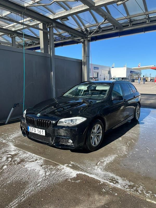 Begagnad BMW 525 218 HK (160 kW) 2012 Kombi