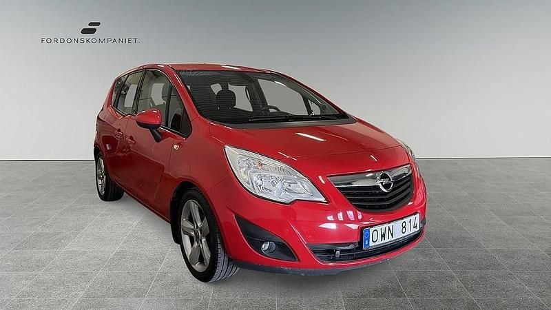 Begagnad Opel Meriva Enjoy 140 HK (102 kW) 2010 Röd Minibuss