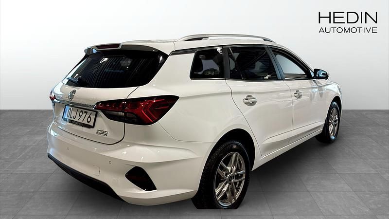 Begagnad MG MG5 EV Long Range 11 kW (15 HK) 2022 Vit Kombi