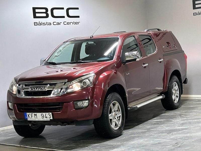 Röd Begagnad 2013 Isuzu D-Max Sedan | 159 900 kr - Bild 1/3