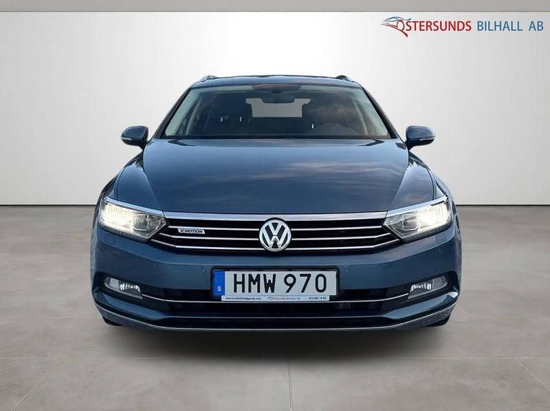 Begagnad VW Passat GT 190 HK (139 kW) 2016 Blå Kombi