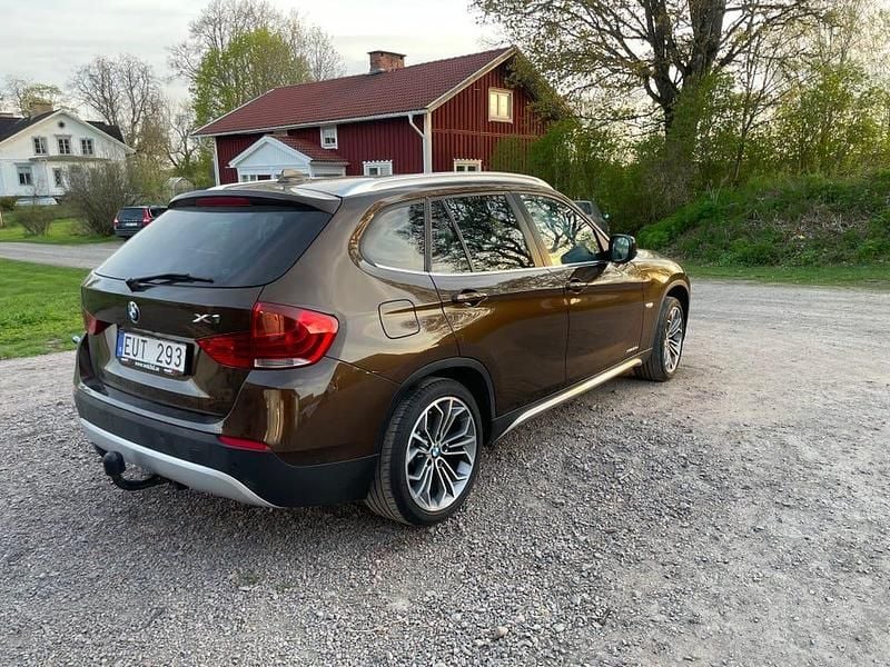 Begagnad BMW X1 204 HK (150 kW) 2010 SUV