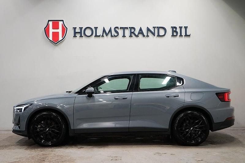 Grå Begagnad 2022 Polestar 2 Plus Halvkombi | 359 900 kr (Marknadspris) - Bild 1/4