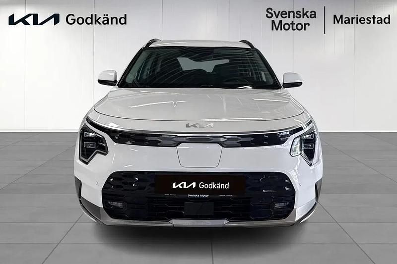 Begagnad Kia e-Niro 152 kW (207 HK) 2022 Vit SUV