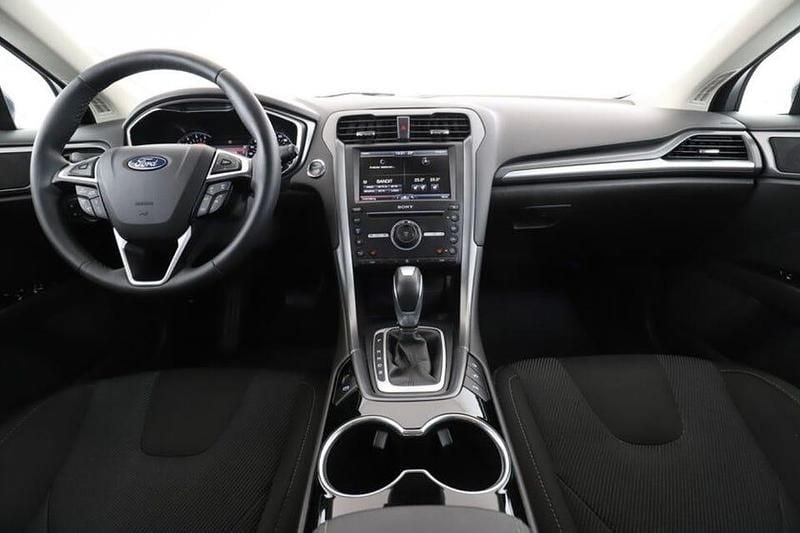 Begagnad Ford Mondeo 150 HK (110 kW) 2016