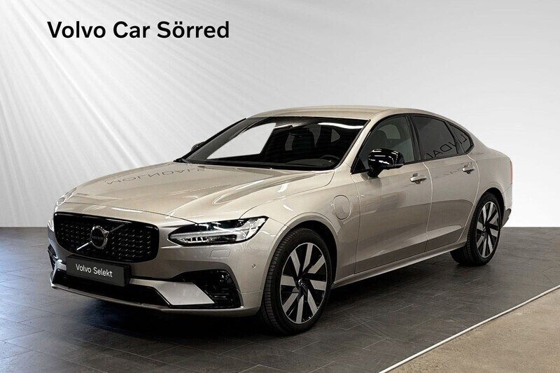 Grå Begagnad 2022 Volvo S90 Plus Sedan | 549 000 kr (Lite dyr) - Bild 1/3