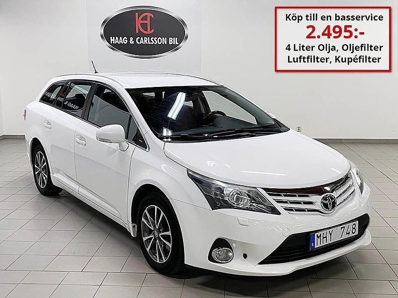 Begagnad Toyota Avensis 2012 Vit Kombi