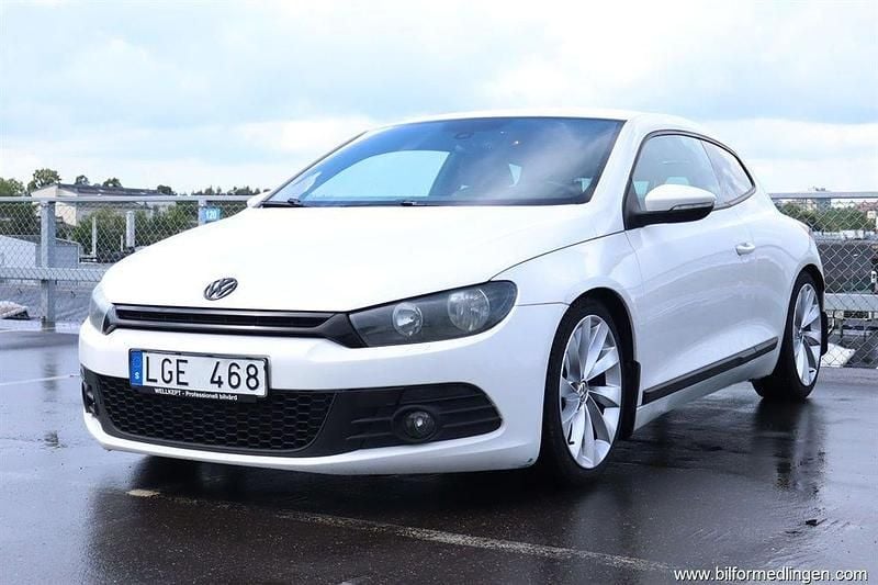 Vit samma som bilen Begagnad 2011 VW Scirocco Sportkupé | 74 500 kr (Bra pris) - Bild 1/4