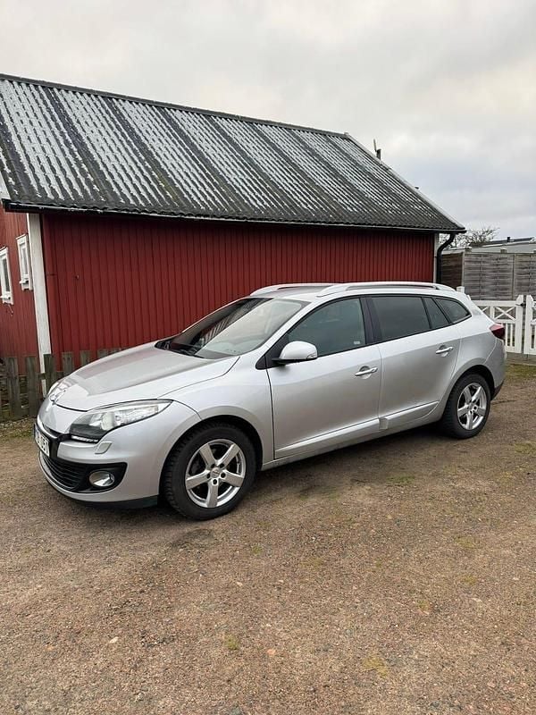 Begagnad Renault Mégane III 90 HK (66 kW) 2013