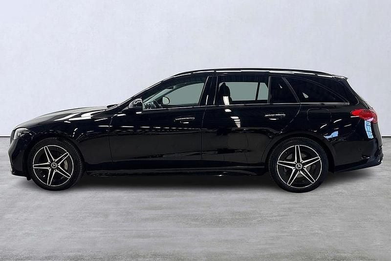 Begagnad Mercedes C300e AMG line 204 HK (150 kW) 2022 Svart Kombi