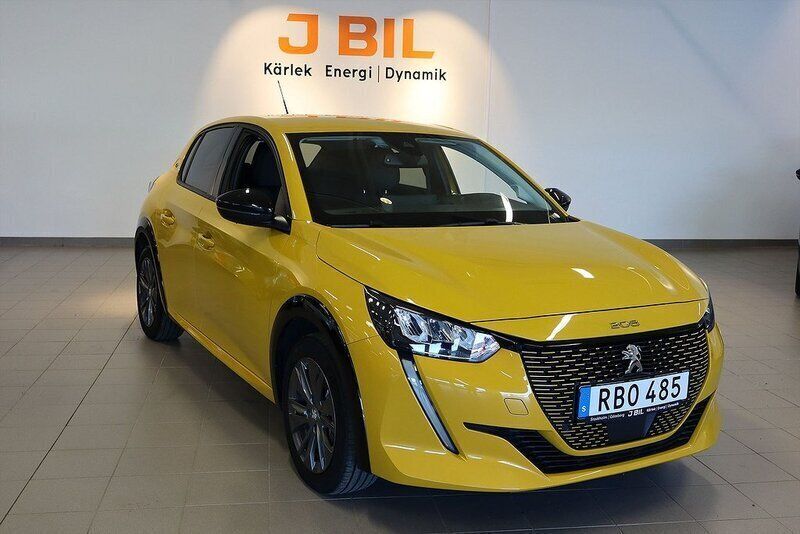Gul Begagnad 2022 Peugeot e-208 Allure Halvkombi | 179 900 kr (Marknadspris) - Bild 1/4