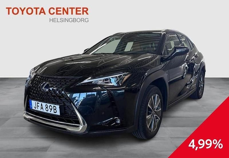 Svart Begagnad 2021 Lexus UX 300e SUV | 264 900 kr - Bild 1/4