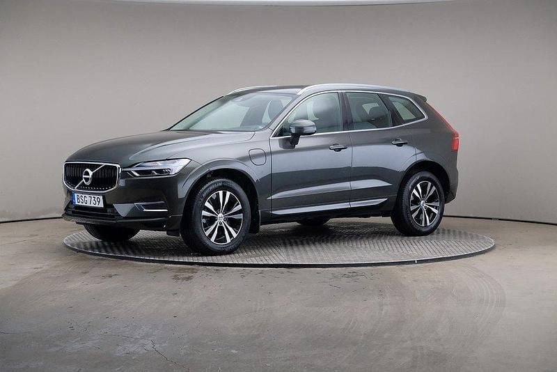 Mörkgrå Begagnad 2020 Volvo XC60 Momentum SUV | 309 000 kr (Superpris) - Bild 1/4