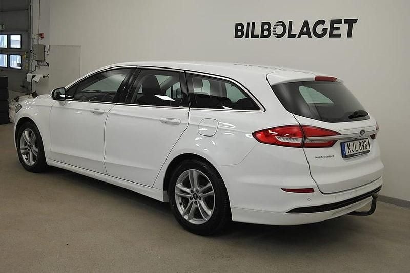 Begagnad Ford Mondeo Titanium 150 HK (110 kW) 2019 Vit Kombi