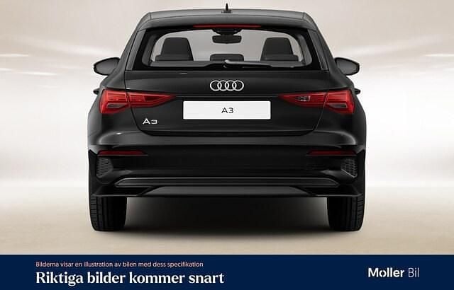 Begagnad Audi A3 Proline 150 HK (110 kW) 2023 Brilliantsvart Sedan
