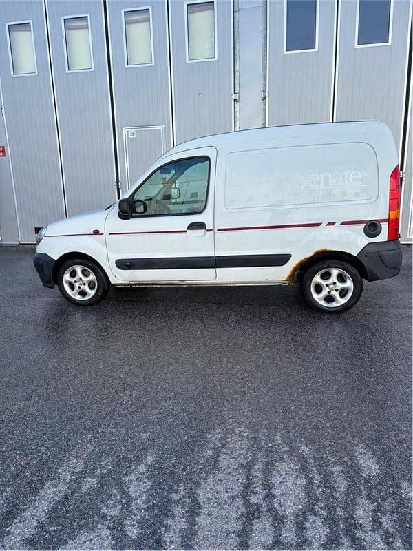 Vit Begagnad 2004 Renault Kangoo Minibuss | 25 000 kr - Bild 1/4