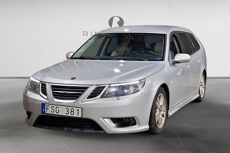 Grå Begagnad 2010 Saab 9-3 Vector Kombi | 42 900 kr (Bra pris) - Bild 1/3