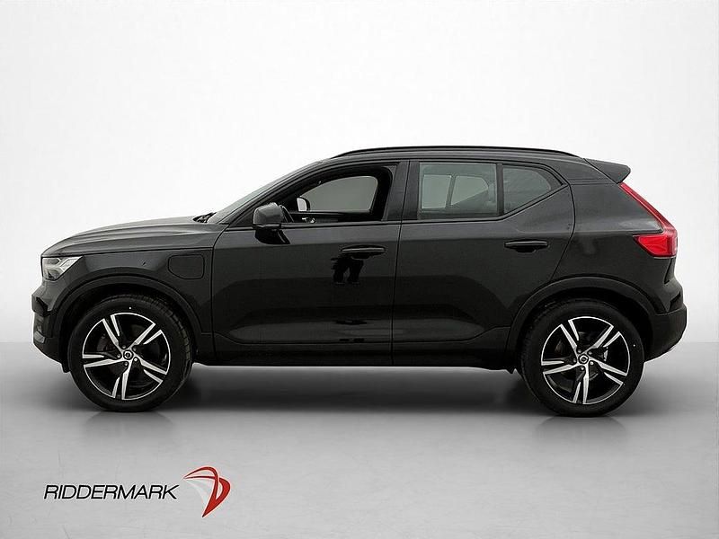 Begagnad Volvo XC40 R-Design 179 HK (131 kW) 2019 Svart SUV