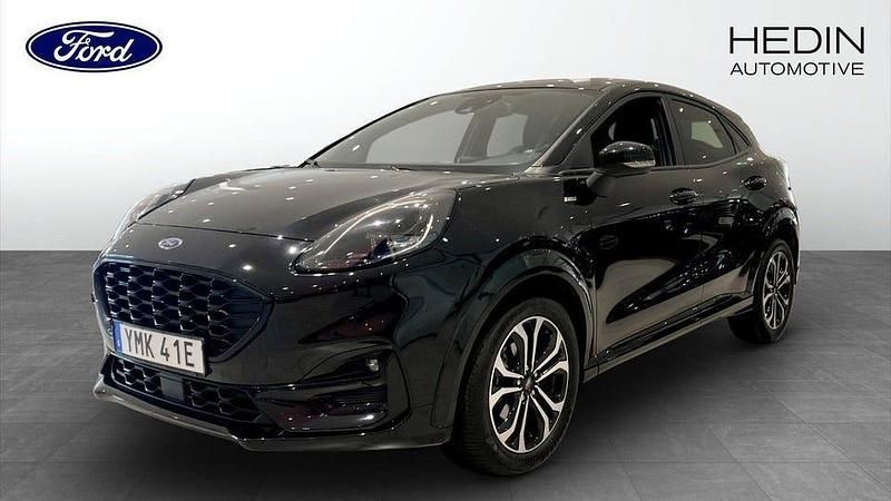Svart Begagnad 2022 Ford Puma ST-Line SUV | 209 000 kr (Marknadspris) - Bild 1/4