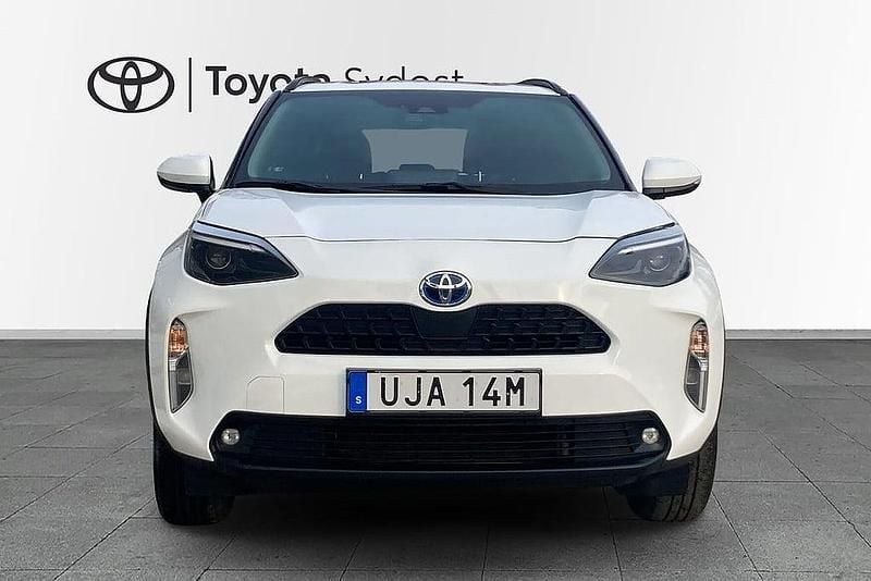 Begagnad Toyota Yaris Cross Active 92 HK (67 kW) 2022 Vit SUV