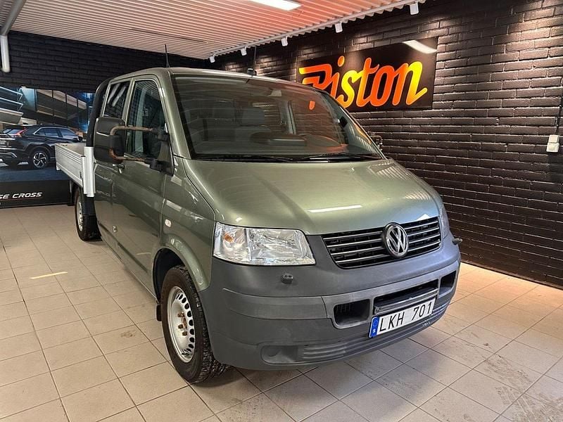 Ljusgrön (grön) Begagnad 2008 VW T5 Van | 126 000 kr (Dyr) - Bild 1/4