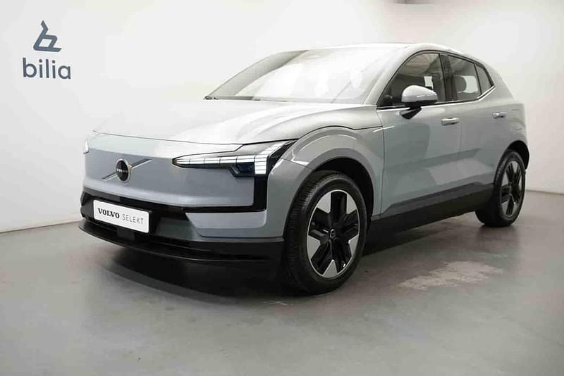 Grå Begagnad 2024 Volvo EX30 Single Motor SUV | 349 900 kr - Bild 1/1