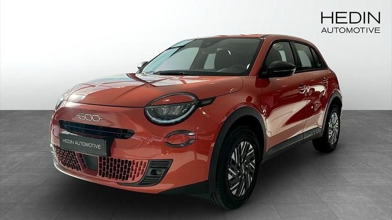 Ny 2025 Fiat 600 SUV | 329 900 kr (Lite dyr) - Bild 1/4