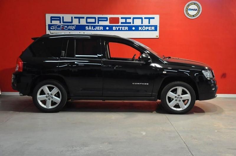 Begagnad Jeep Compass 157 HK (115 kW) 2012 Svart SUV