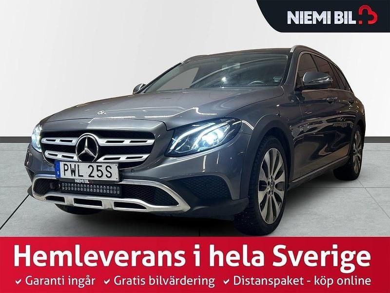 Grå Begagnad 2019 Mercedes E220 Kombi | 316 900 kr (Marknadspris) - Bild 1/3