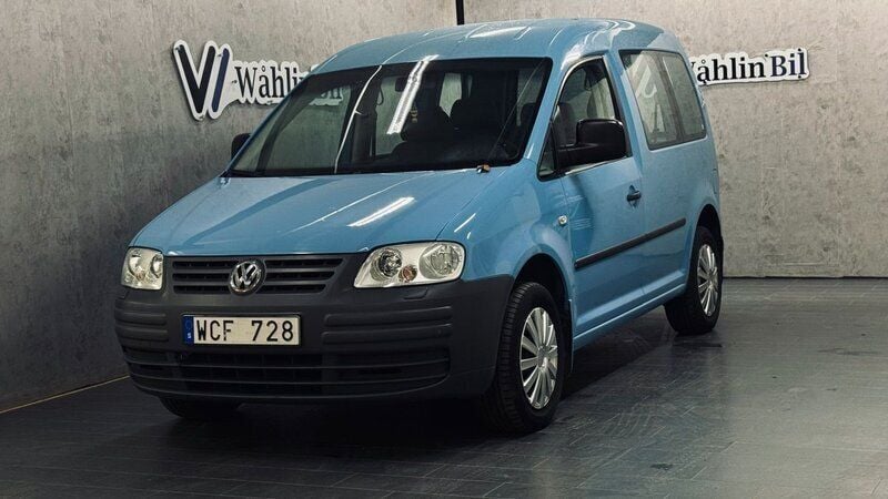 Blå Begagnad 2005 VW Caddy Minibuss | 49 900 kr (Marknadspris) - Bild 1/4