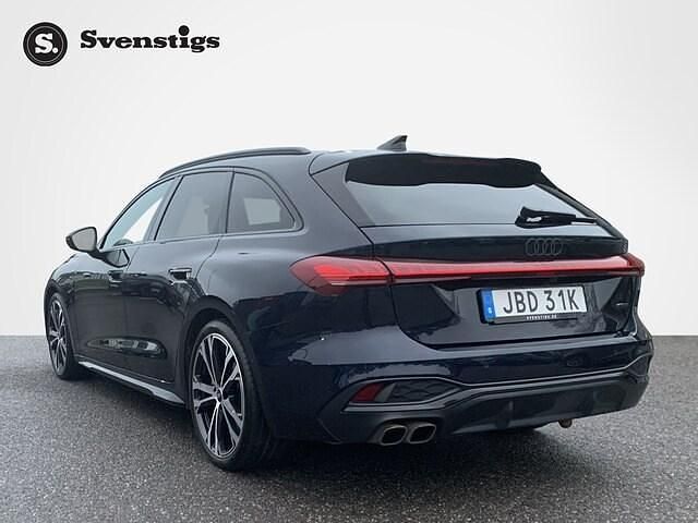 Begagnad Audi A5 S-Line 204 HK (150 kW) 2024 Firmamentblå metallic Kombi