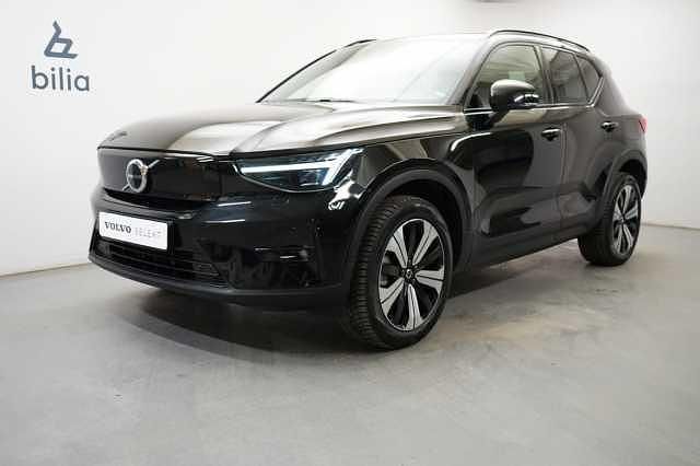 Svart Begagnad 2022 Volvo XC40 Plus SUV | 349 900 kr - Bild 1/3