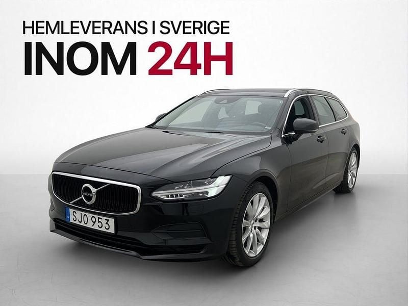 Begagnad Volvo V90 Momentum 190 HK (139 kW) 2018 Svart Kombi