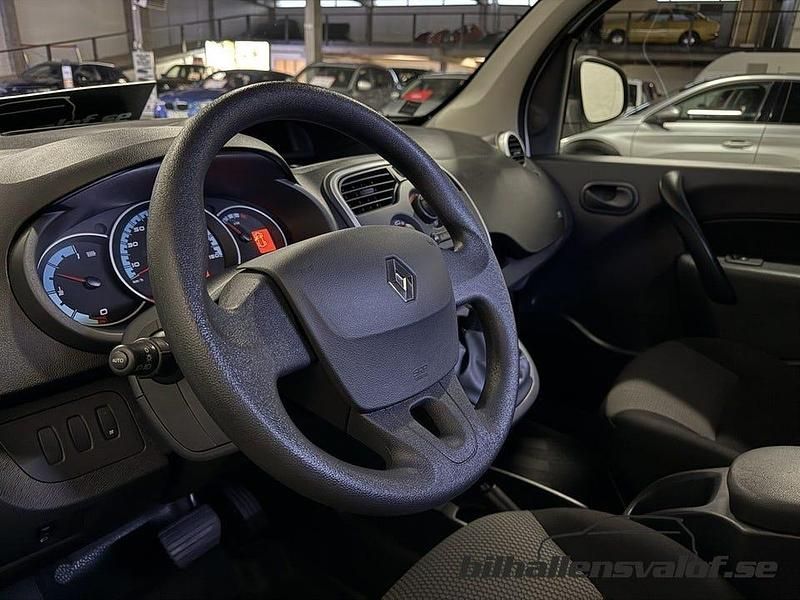 Begagnad Renault Kangoo 42 kW (58 HK) 2021 Vit Minibuss