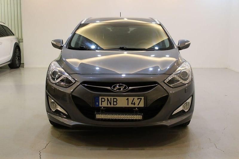 Begagnad Hyundai i40 136 HK (100 kW) 2013 Silver Kombi