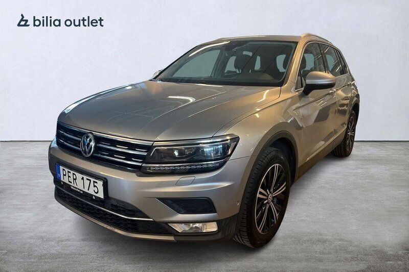 Silver Begagnad 2017 VW Tiguan SUV | 209 900 kr (Bra pris) - Bild 1/4