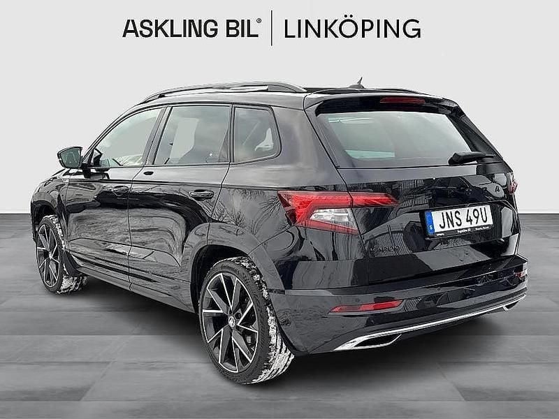 Begagnad Skoda Karoq SportLine 150 HK (110 kW) 2020 Svart SUV