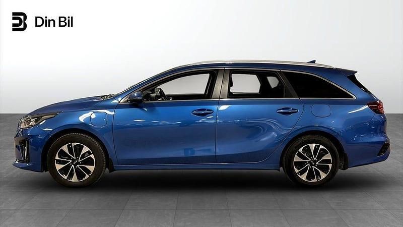Begagnad Kia Ceed Sportswagon Advance 105 HK (77 kW) 2021 Blå Kombi