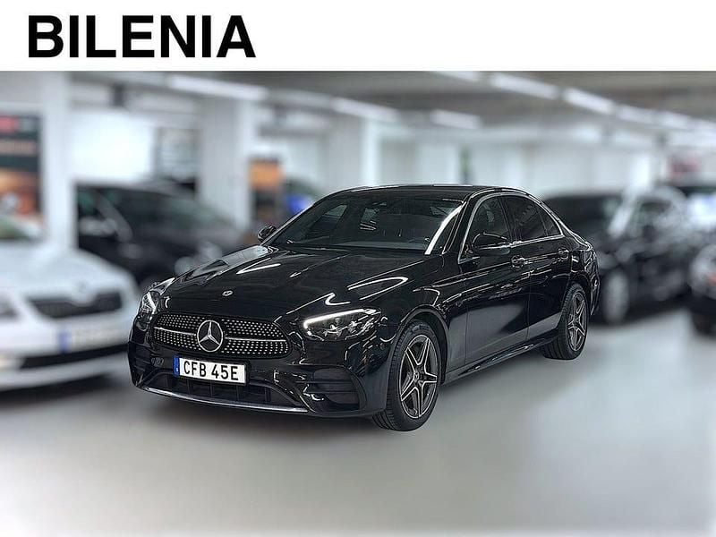 Svart Begagnad 2021 Mercedes E300 AMG Sedan | 379 000 kr (Marknadspris) - Bild 1/4