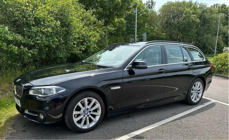Svart Begagnad 2016 BMW 520 Kombi | 165 000 kr (Marknadspris) - Bild 1/4