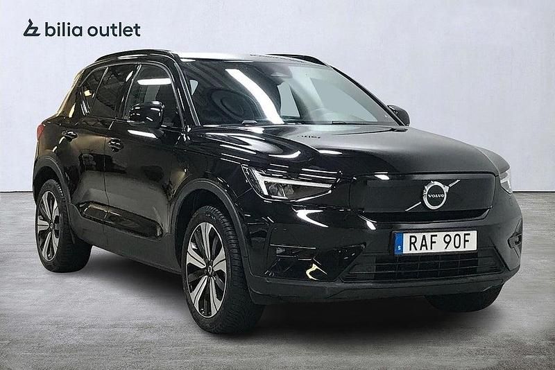 Begagnad Volvo XC40 Single Motor 175 kW (238 HK) 2023 Svart SUV