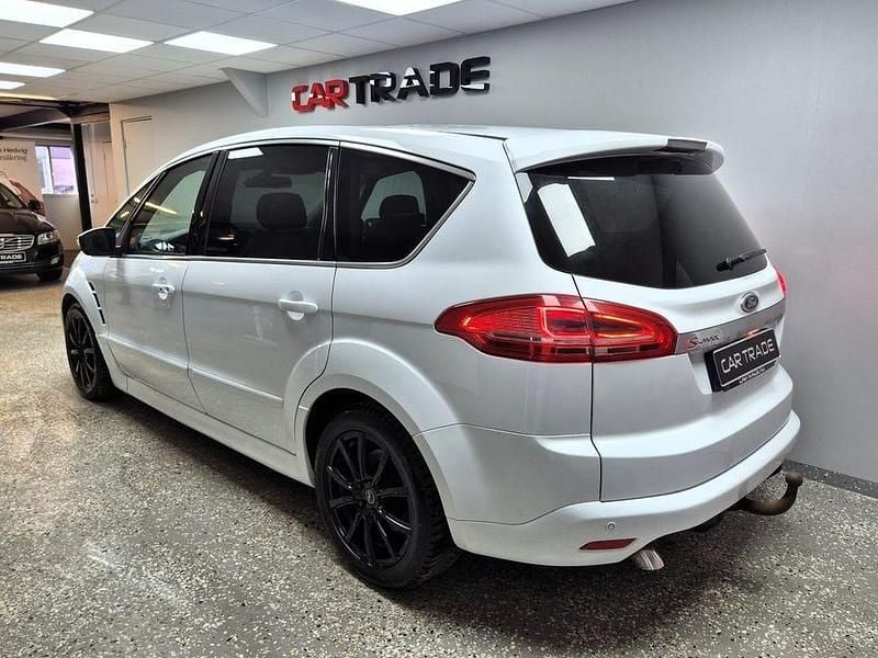 Begagnad Ford S-MAX Business Edition 163 HK (119 kW) 2012 Vit Minibuss