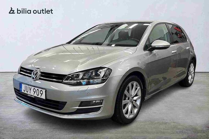 Silver Begagnad 2016 VW Golf VII Halvkombi | 214 900 kr (Dyr) - Bild 1/1