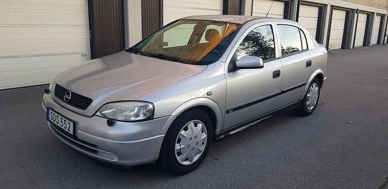 Begagnad 2001 Opel Astra Halvkombi | 29 500 kr (Marknadspris) - Bild 1/4
