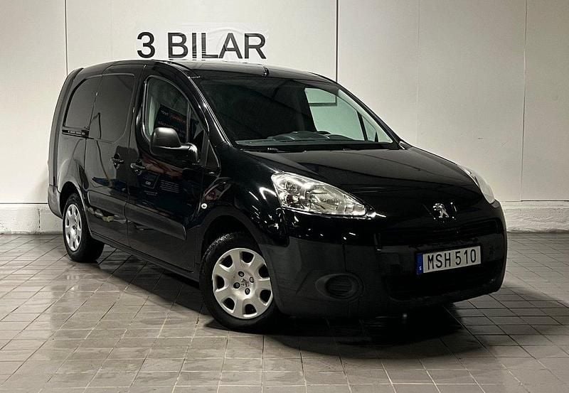 Svart Begagnad 2015 Peugeot Partner Van | 75 900 kr (Bra pris) - Bild 1/4