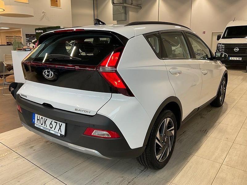 Begagnad Hyundai Bayon Essential 85 HK (62 kW) 2021 Vit SUV