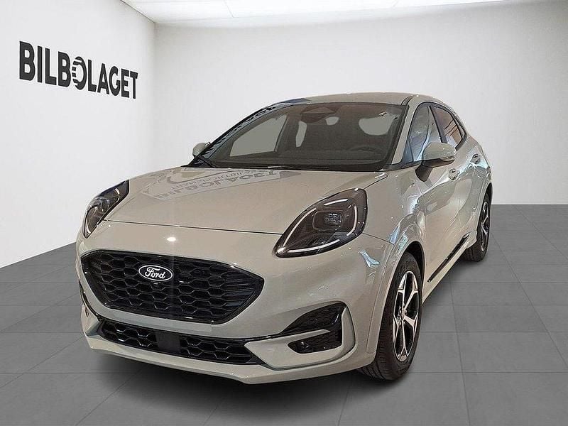 Grå Ny 2024 Ford Puma Gen-E ST-Line SUV | 249 900 kr - Bild 1/4
