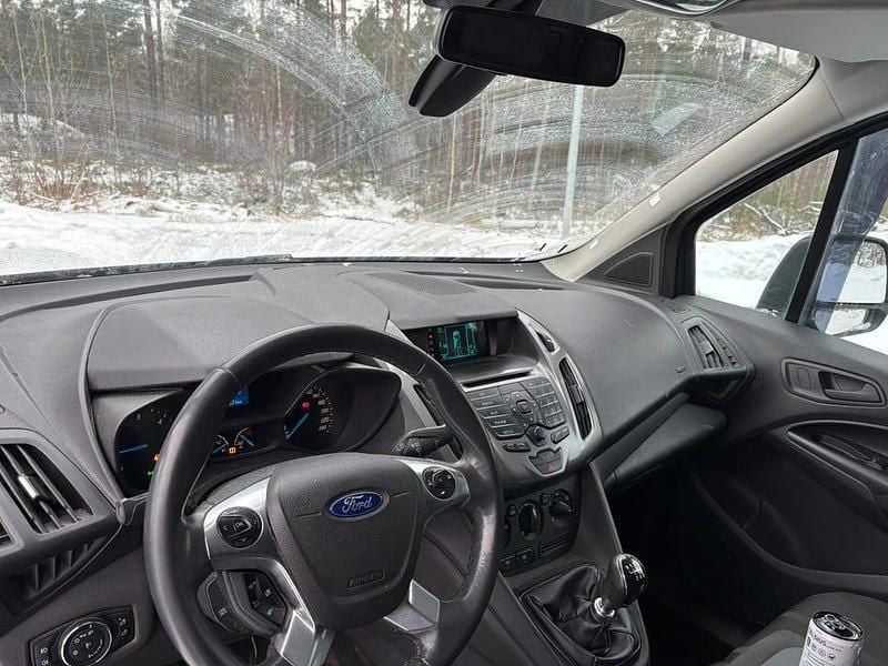 Begagnad Ford Transit Connect 115 HK (84 kW) 2015 Minibuss